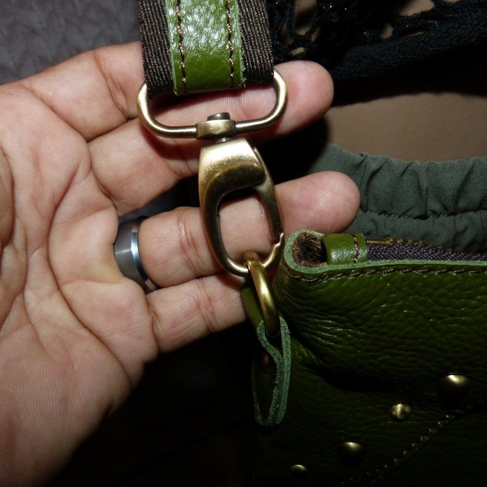 HANDMADE PEBBLED LEATHER CROSSBODY BAG..LIKE NEW - Picture 7 of 11
